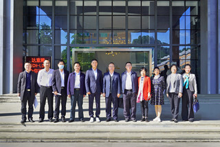 市人大常委會沈奎一行赴達(dá)意隆考察調(diào)研